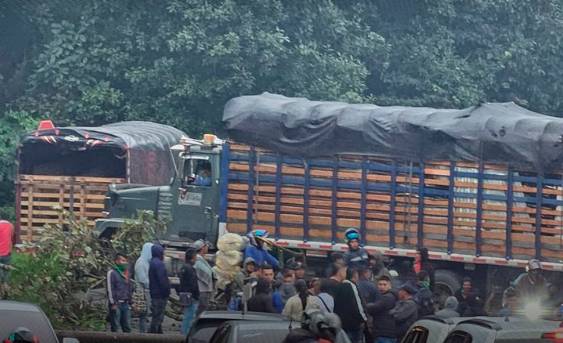 Se levantan bloqueos en la vía Panamericana tras acuerdo para un Pacto